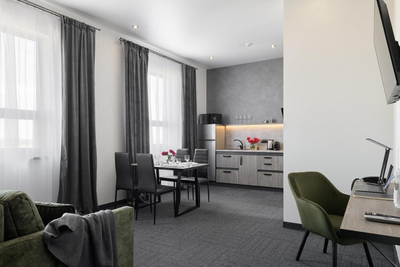 Ribas Rooms Bila Tserkva Bagian luar foto